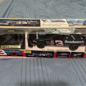 Dale Earnhardt Lumina GM Goodwrench Battery Operated Radio Control Vehicle